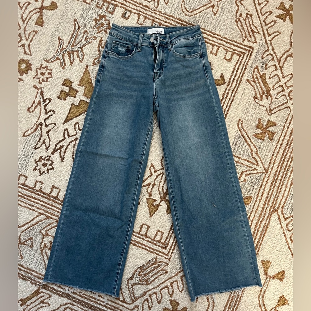 Vervet Women's Wide Leg Jeans in Classic Blue, Midrise, Raw Hem